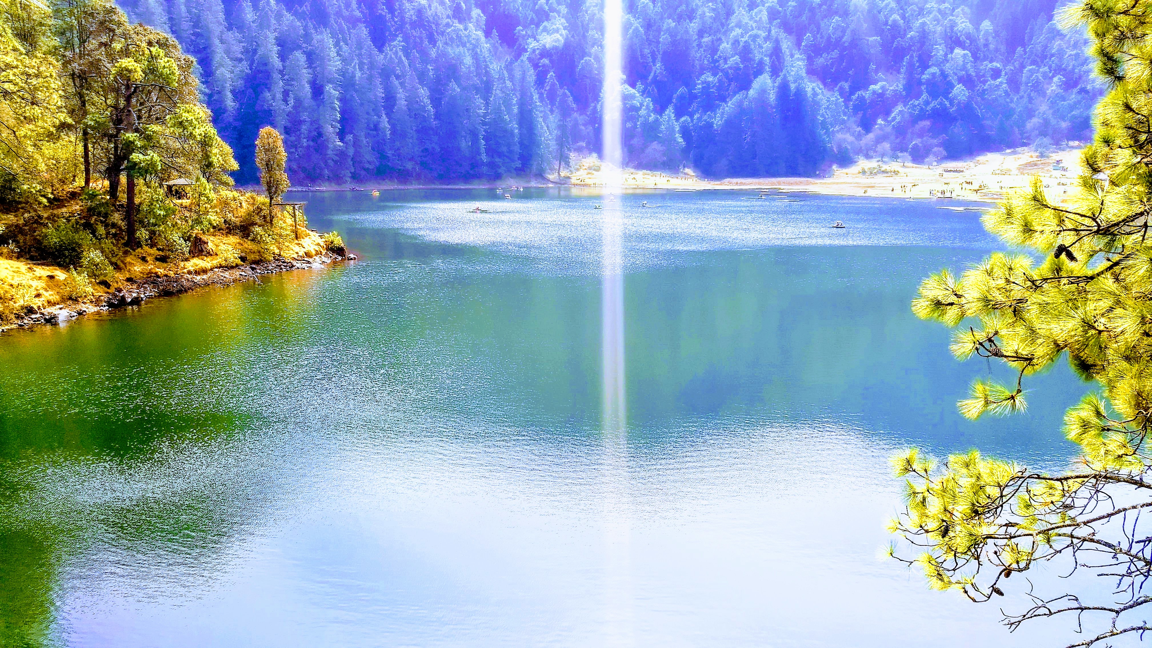 湖光山色